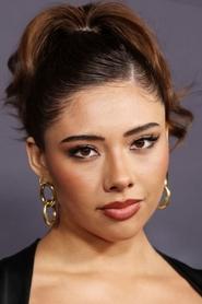 Xochitl Gomez